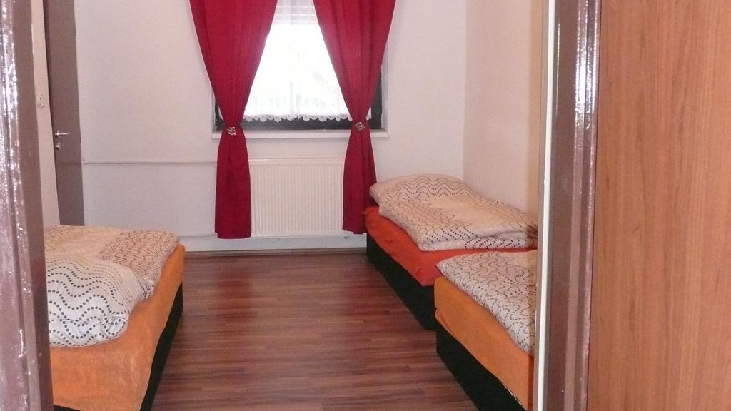 Apartments U Cara Ceske Budejovice Eksteriør billede